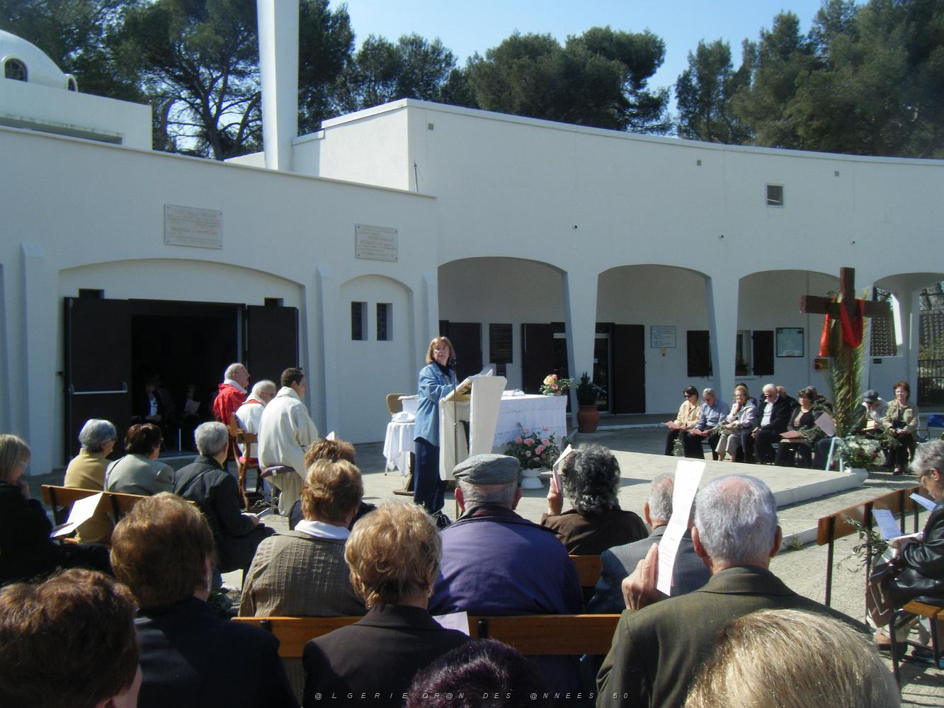 NIMES 2011 17 AVRIL LA FEDERATION DES RAPATRIES DE ST PRIEST A SANTA CRUZ    (35).jpg